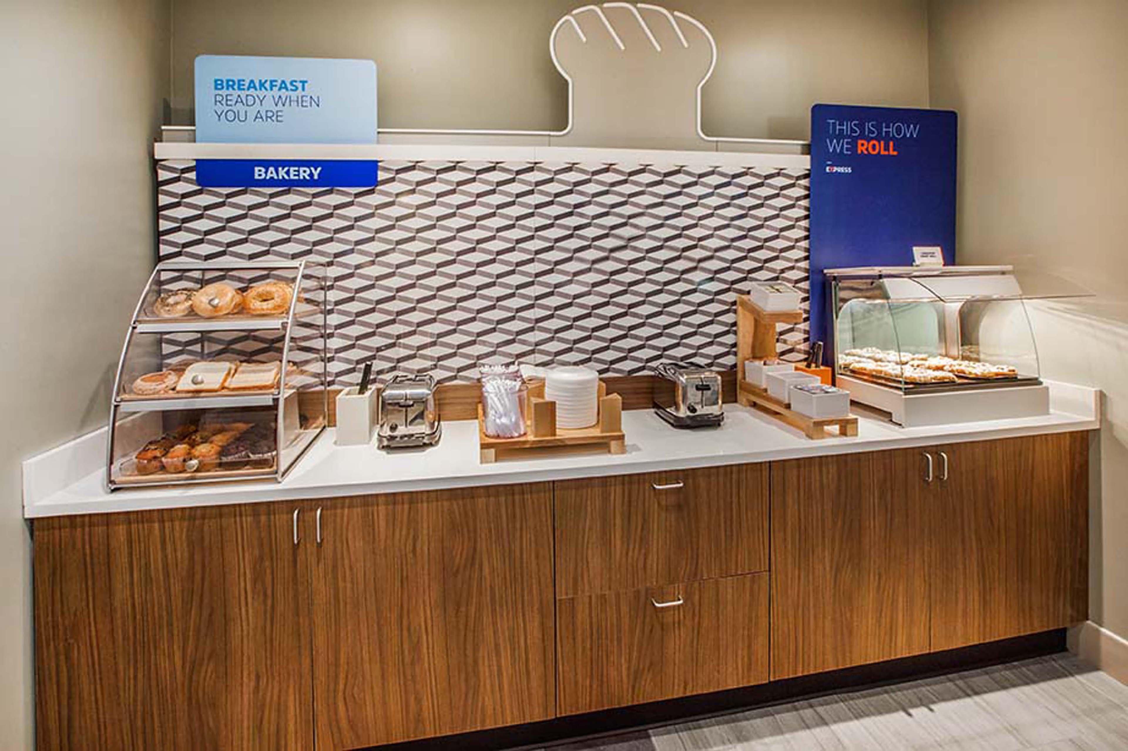 Holiday Inn Express Hotel & Suites Franklin By Ihg Εξωτερικό φωτογραφία